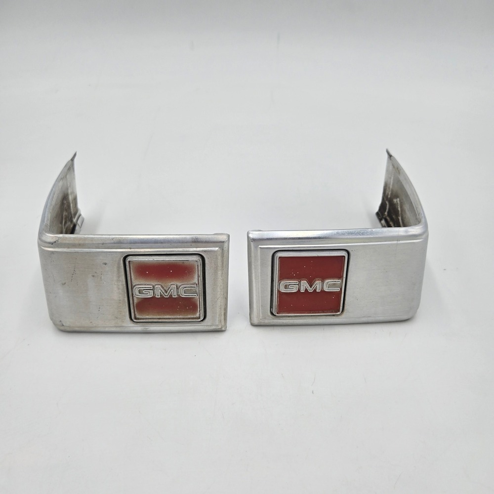1981-1987 GMC Squarebody Cab Corner Molding Trim Pair OEM C10 K10